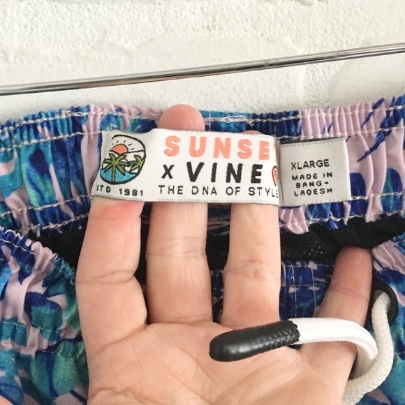 Sunset X Vine Swim Trunks Monstera print Tropical Beach Lavender Blue Aqua XL - Picture 9 of 11